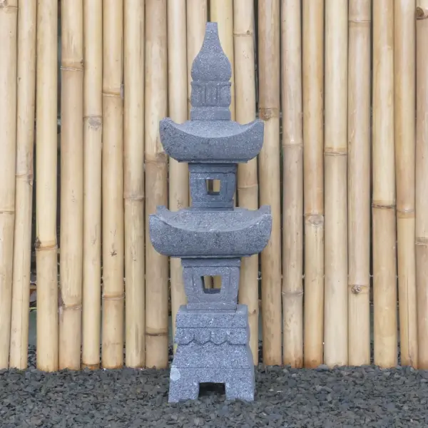 Product image 5 of the product “Japanese style Garden Lantern, made from Andesit Stone. Multipart. 75 cm Height, Roof is 25 cm width. ”